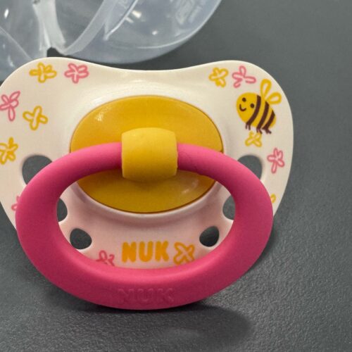 Chupete NUK Signature 6-18 Abeja