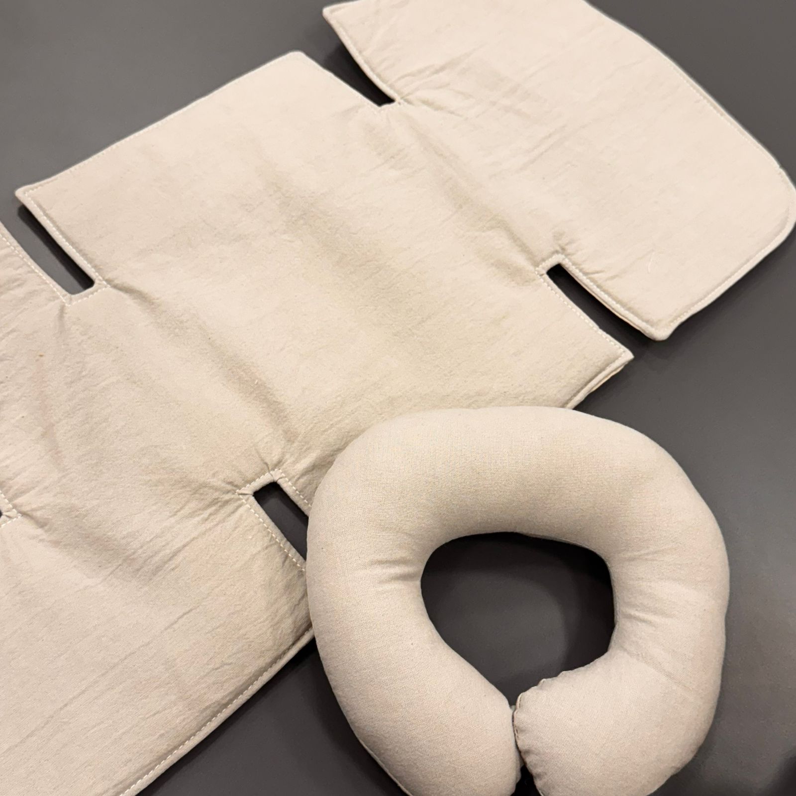 COMBO- Colchoncito para Cochecito + Cuellito Cervical