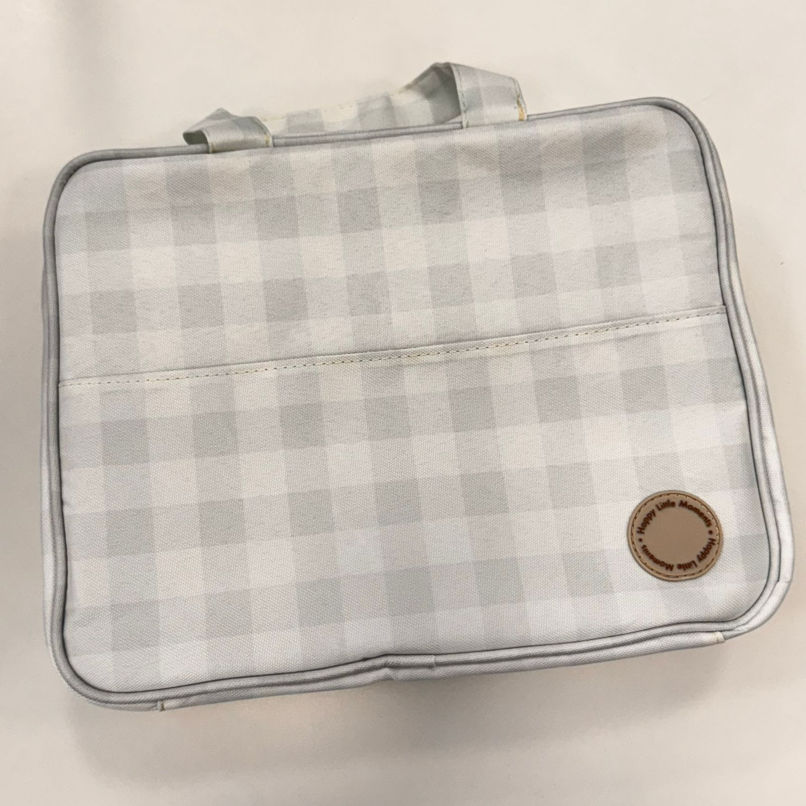 dd9f1099-9163-4f6c-bdd7-0b74bdc9e5c2 Valija Neceser- Celeste