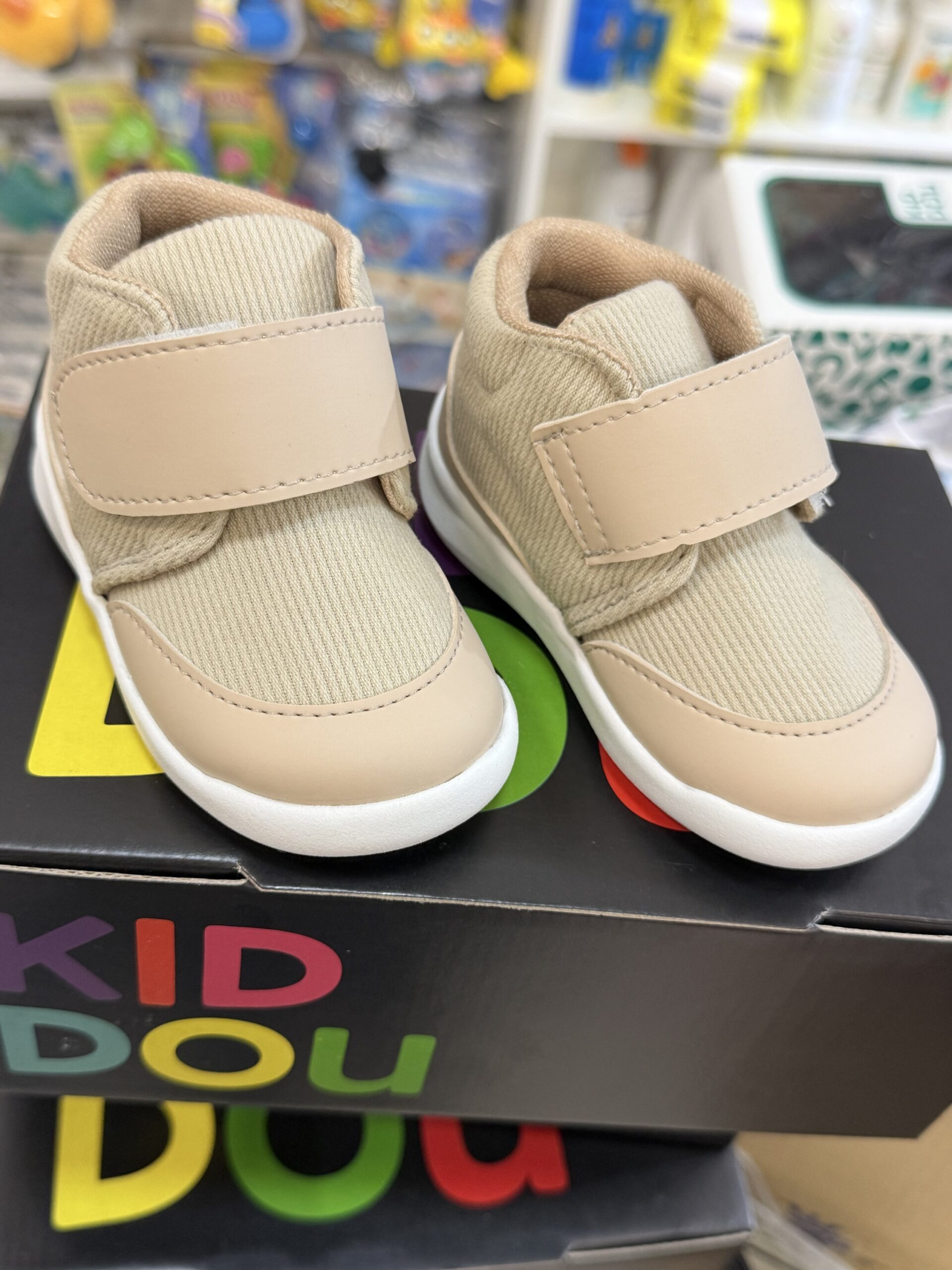 Zapatilla Pumba- CAMEL